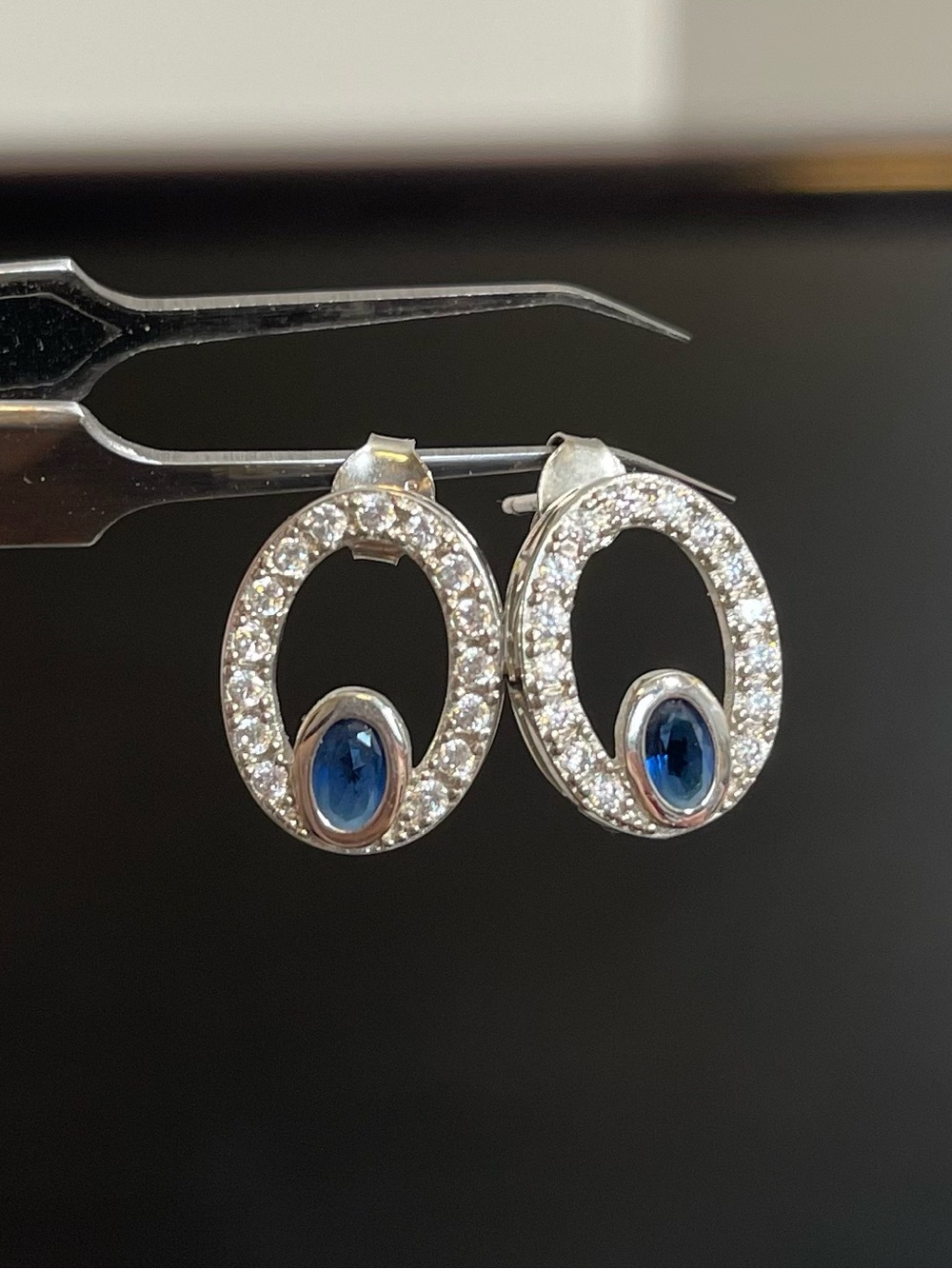 Sterling Sliver 925 Oval Crystal Earrings with Blue Stone